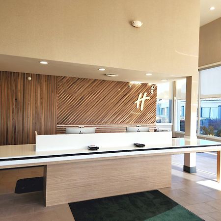 Holiday Inn Ontario By Ihg Exterior photo