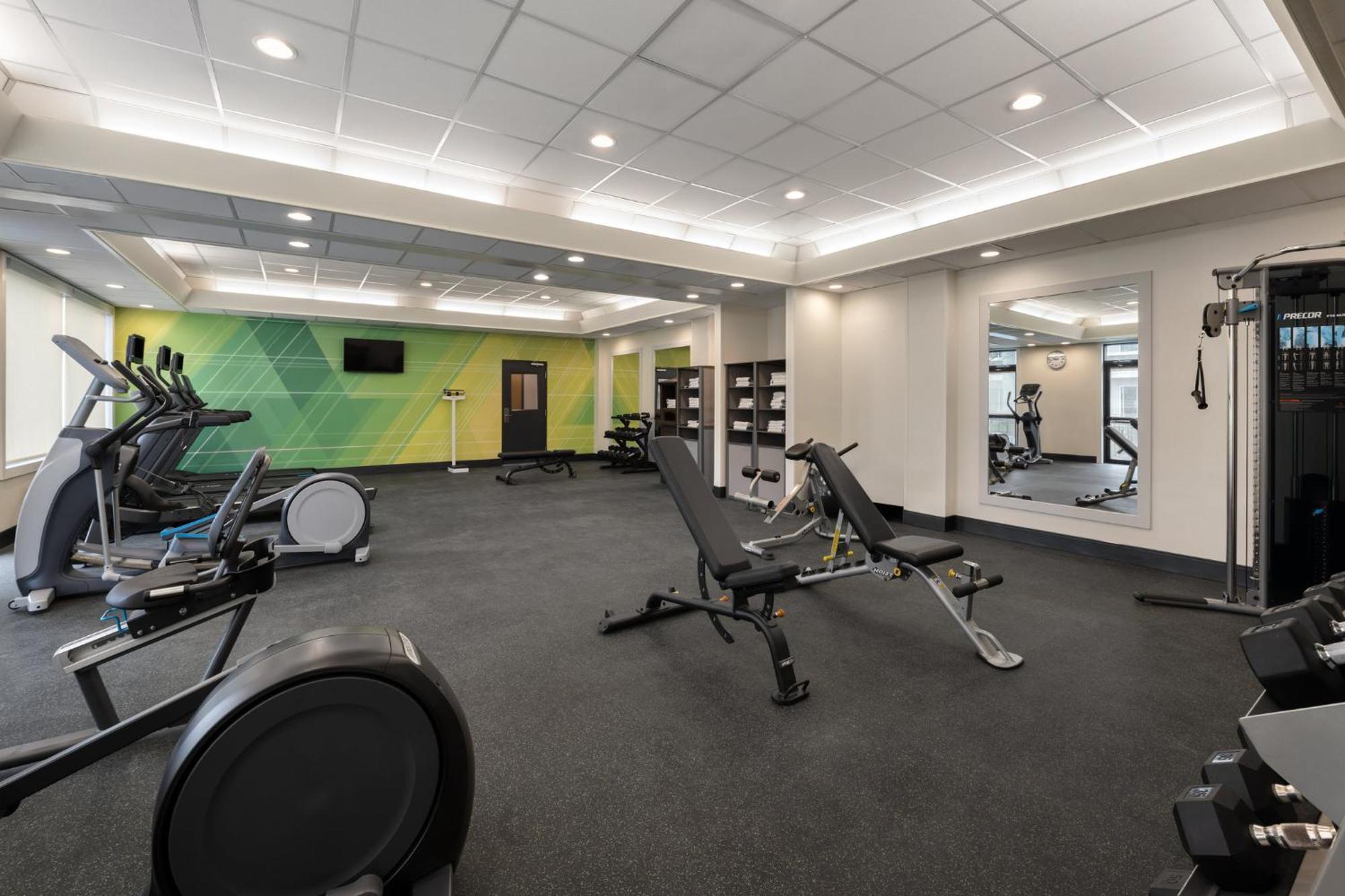 Holiday Inn Ontario By Ihg Exterior photo
